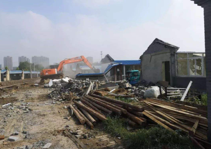 征地<a href=http://www.cxh983162.com/team/ target=_blank class=infotextkey>拆遷律師</a>：關于農村宅基地拆遷如何補償