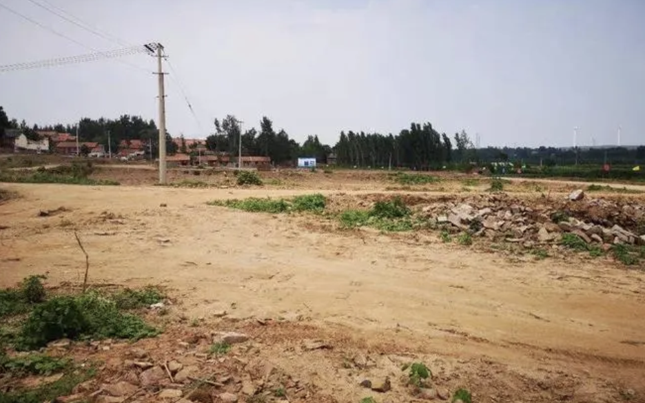 農(nóng)村集體土地征收中，土地補(bǔ)償款到底該歸誰所有?