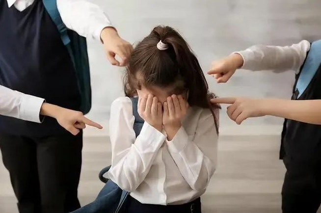 校園霸凌屢禁不止，未成年人的合法權(quán)益如何保障？