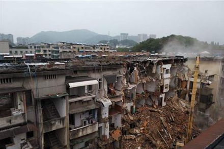 收到責令交出土地通知應如何應對？