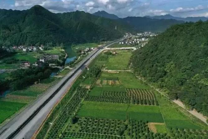 【新政解讀】速看！浙江省351國(guó)道浦江聯(lián)盟至蘭溪界段工程建設(shè)項(xiàng)目土地征收批復(fù)了！